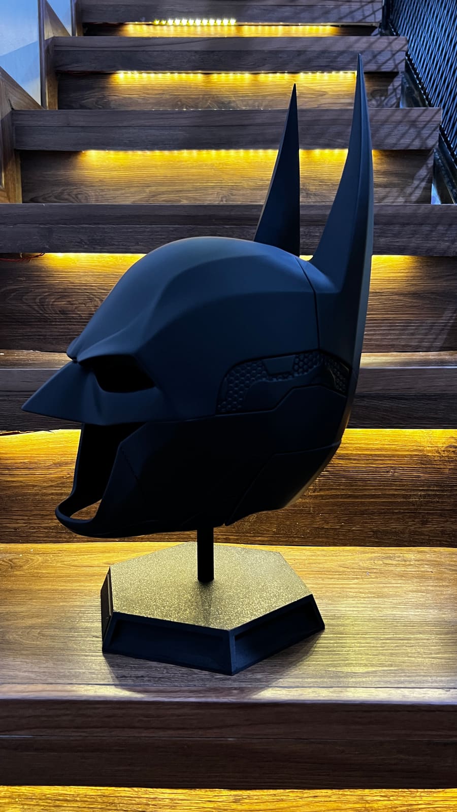 #H321 Batman Arkham Knight helmet